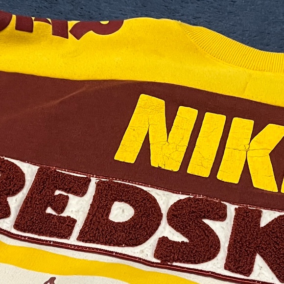 RARE vintage Nike original 80’s-90’s Washington Redskins NFL city crewneck. - Picture 2 of 4